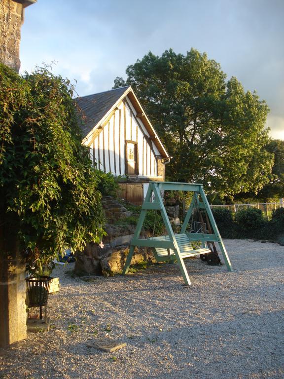 Bed and Breakfast L'Ancien Pressoir Ménil-Hermei Exterior foto